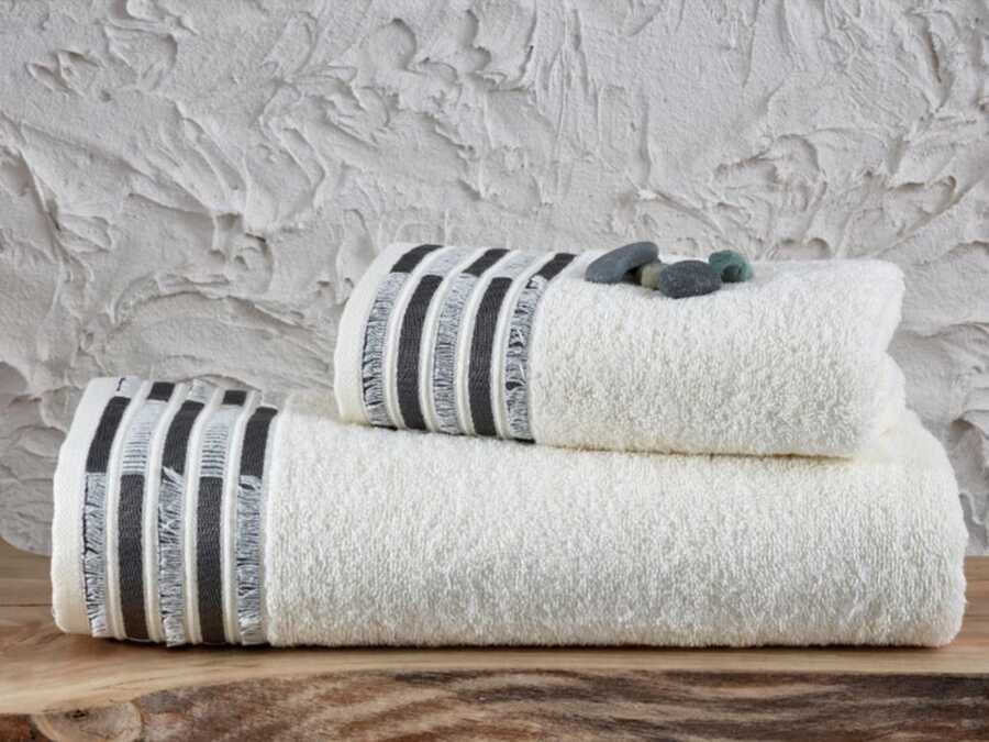 Çeyiz Diyarı - فوط حمام عدد 2 كريم أسود Melek Çeyiz Diyarı - فوط حمام عدد 2 كريم أسود Melek