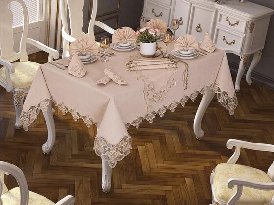 26 Piece Linen Carnation Table Cloth Set Cappucino