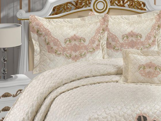 Aden Quilted Dowery Bedspread Powder
