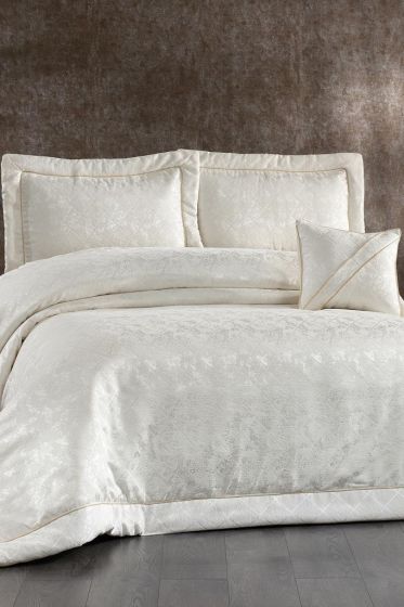 Beren Quilted Jacquard Velvet Bedspread Set, Coverlet 270x270 with Pillowcase, Full Size Bed, Double Size Coverlet, Cream