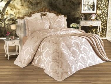 Çeyiz Diyarı - Busem Jacquard Chenille Bedspread - Cappucino Çeyiz Diyarı - Busem Jacquard Chenille Bedspread - Cappucino