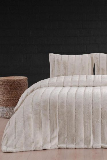 Buzina King Size Bedspread Set 3pcs, Coverlet 230x250 with Pillowcase, Ultra Soft Plush Fabric, Cream