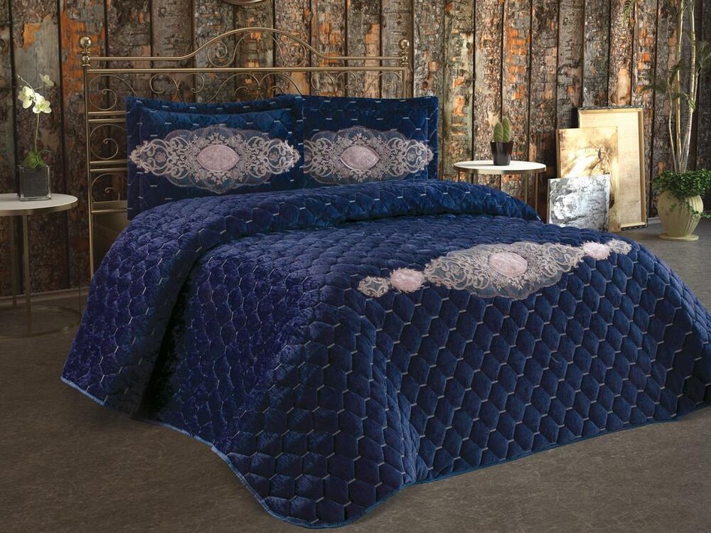 California Velvet Filled Double Bedspread Navy Blue