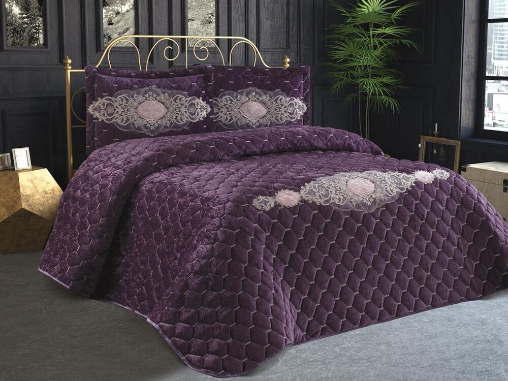 California Velvet Filled Double Bedspread Plump