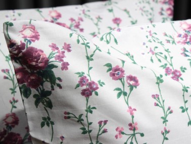 Carnation 2 pcs Pillowcases - Thumbnail