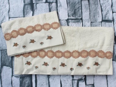 Dowry World Daisy Garden Embroidered 2 Pcs Towel Set - White - Thumbnail