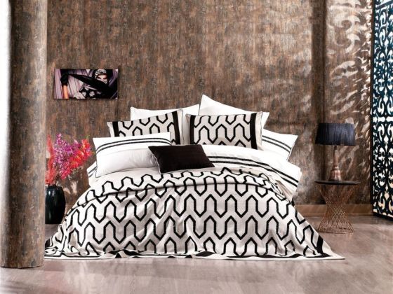 Dowry Land Elenor 10 Pieces Duvet Cover Set Beige Black