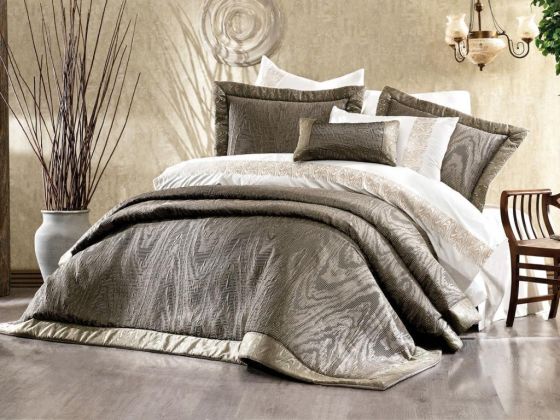 Dowry Land Francesca 4-Piece Bedspread Set Beige