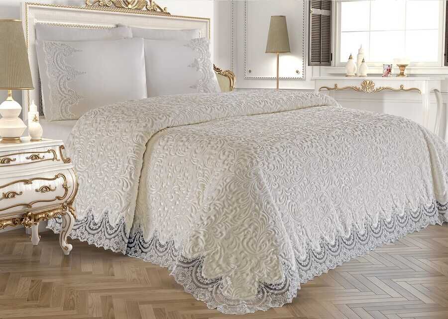  Dowry World French Laced Lisa Blanket Set Cream
