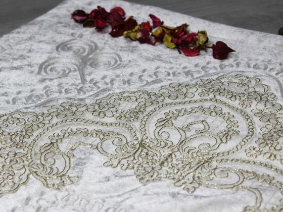 Land of Dowry French Guipure Lisa Velvet Prayer Rug Cream Gold