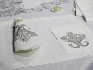 Dowry Land Gülfem 8 Person Table Cloth Set Cream Silver - Thumbnail
