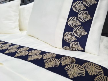 Dowry Land Hazal Cotton Satin Duvet Cover Set Cream Navy Blue - Thumbnail