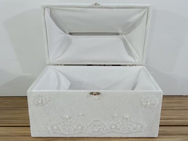 Dowry World Square Jewelry Chest with Hook Cream - Thumbnail