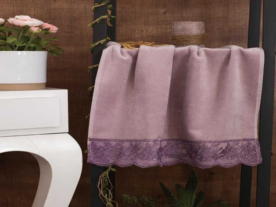 Dowry World Lalezar Dowry Towel Plum