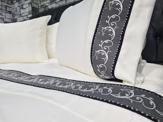 Dowry World Orkide Cotton Satin Duvet Cover Set Cream Black