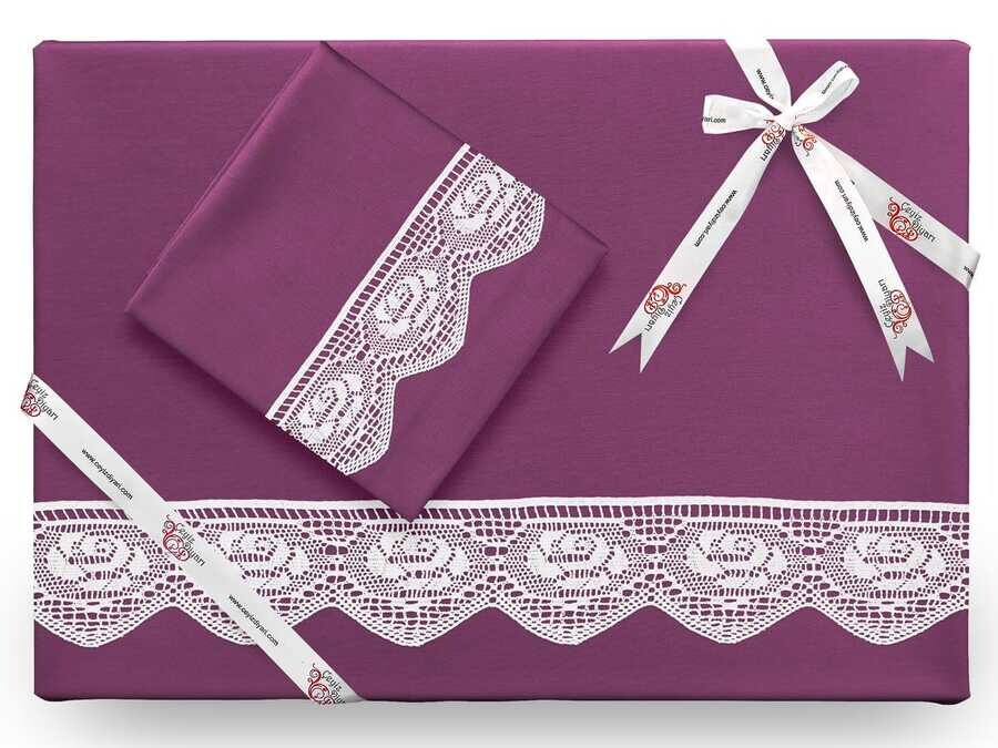 Dowry World - Çeyiz Diyarı Puka Sade طقم غطاء لحاف مطرز بالدانتيل لون البرقوق Dowry World - Çeyiz Diyarı Puka Sade طقم غطاء لحاف مطرز بالدانتيل لون البرقوق