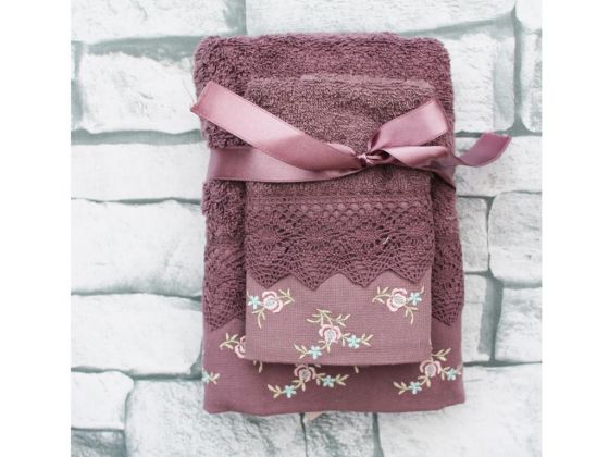 Dowry World Small Rose 2-Piece Towel Set Plum