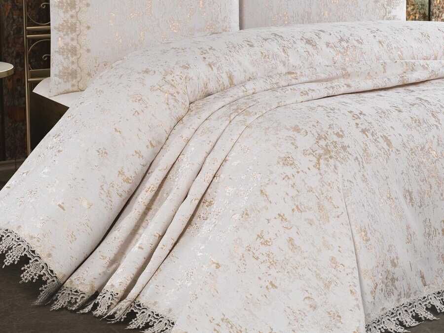 Dowry World Sofia Bedspread Cream Cappucino