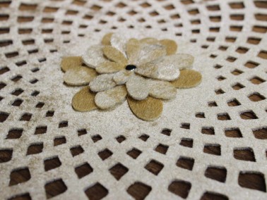 Dowry World Clover Pattern Velvet Runner Cappucino - Thumbnail