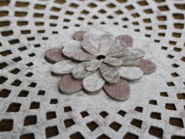 Dowry World Clover Pattern Velvet Runner Powder - Thumbnail