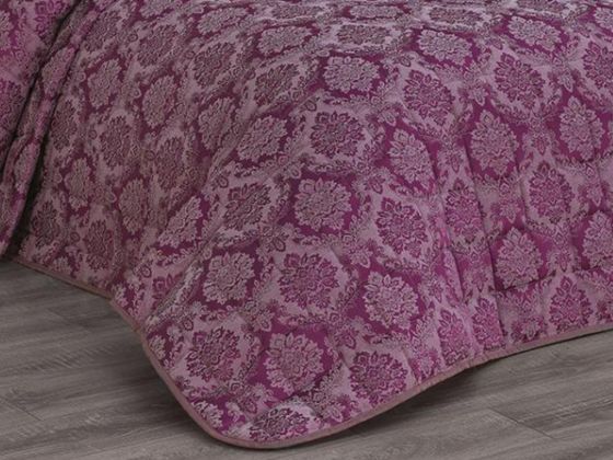 Dowry World Almeda Double Bedspread Plum