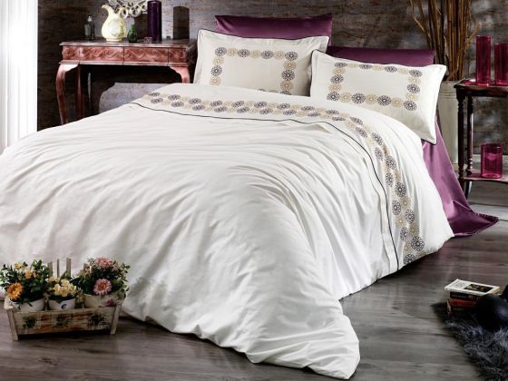 Dowry World Anna Double Duvet Cover Set Plum