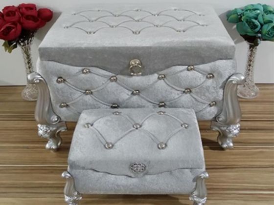 Dowery Quilted Pearl Clara 2 Li Dowry Chest Gray