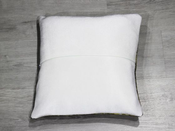 Crack Wall Velvet 2-Piece Cushion's Cover - Cappuccino