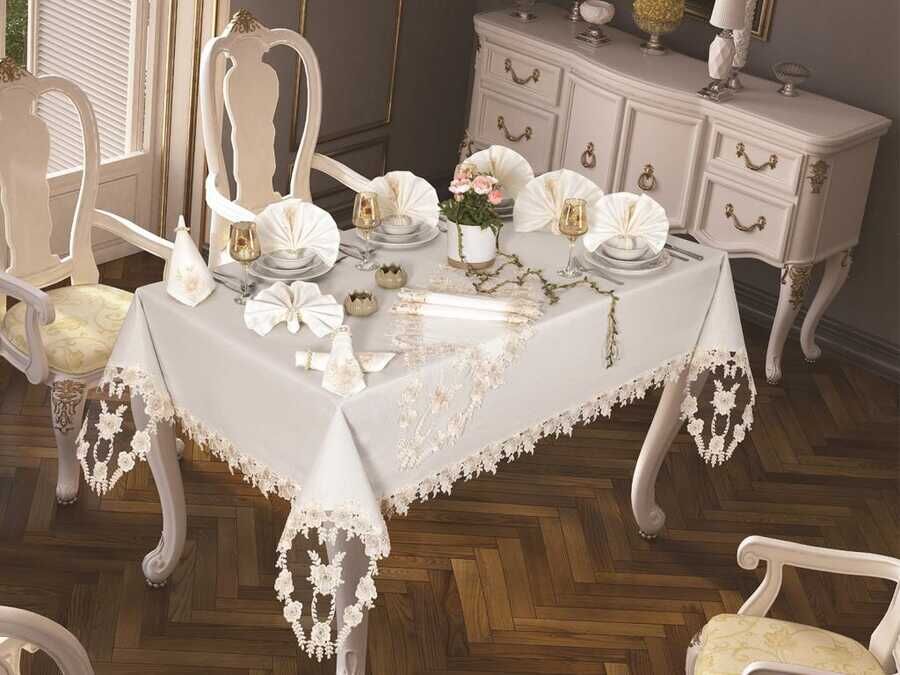 Daisy Love Table Cloth 160x260 Cm 26 Pieces Cream