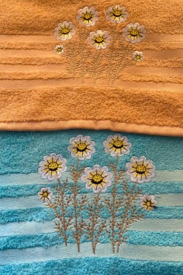 Daisy Soft Embroidered Towels Set 50x90 cm 4 pcs