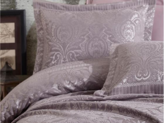 Hazel Jacquard Double Bedspread Lavender