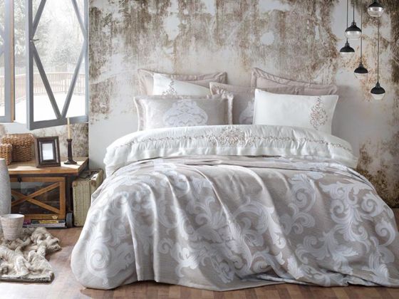 Lace Jua Embroidered Duvet Cover Set