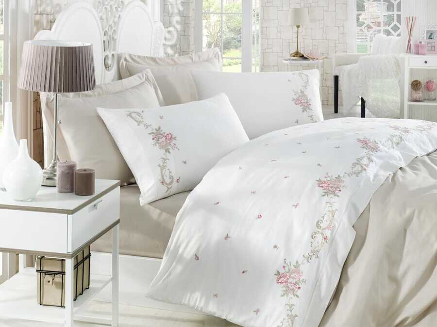 Dantela Rosenna Embroidered Cotton Satin Duvet Cover Set
- Thumbnail