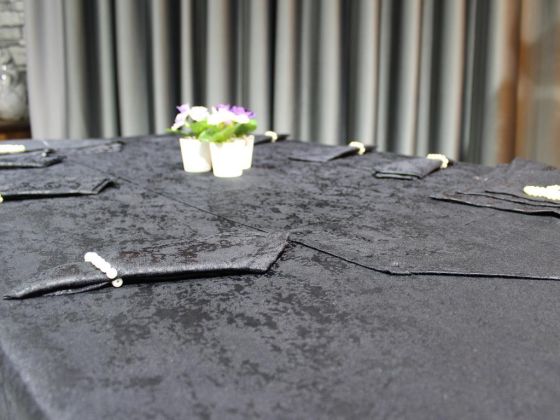 Dessert Jacquard Table Cloth Set for 12 Person - Black