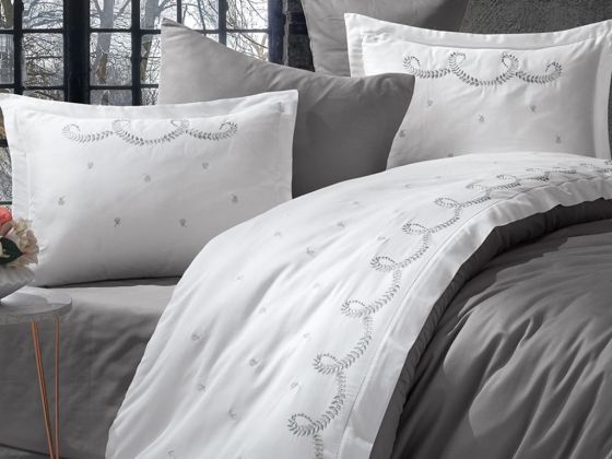 Dila Embroidered Cotton Satin Double Duvet Cover Set