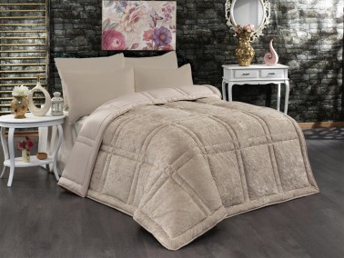 Çeyiz Diyarı - Dowry World Checkered Double Velvet Quilt Beige Çeyiz Diyarı - Dowry World Checkered Double Velvet Quilt Beige