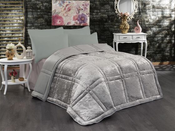 Dowry World Checkered Double Velvet Quilt Gray