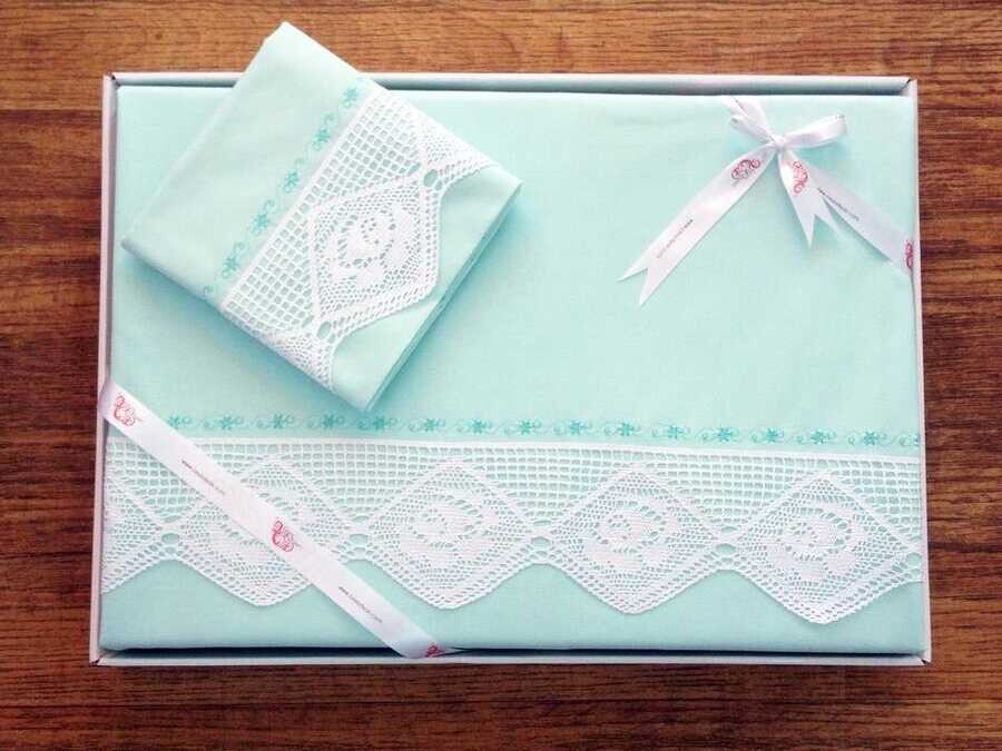 Dowry World - Dowryworld Puka Pikolu طقم غطاء لحاف مطرز - لون اخضر Dowry World - Dowryworld Puka Pikolu طقم غطاء لحاف مطرز - لون اخضر