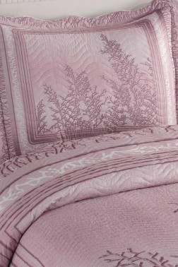 Çeyiz Diyarı - Eylul Quilted Bedspread Set 3pcs, Coverlet 250x260, Pillowcase 50x70, Double Size, Full Size, Full Bed, Pink Çeyiz Diyarı - Eylul Quilted Bedspread Set 3pcs, Coverlet 250x260, Pillowcase 50x70, Double Size, Full Size, Full Bed, Pink