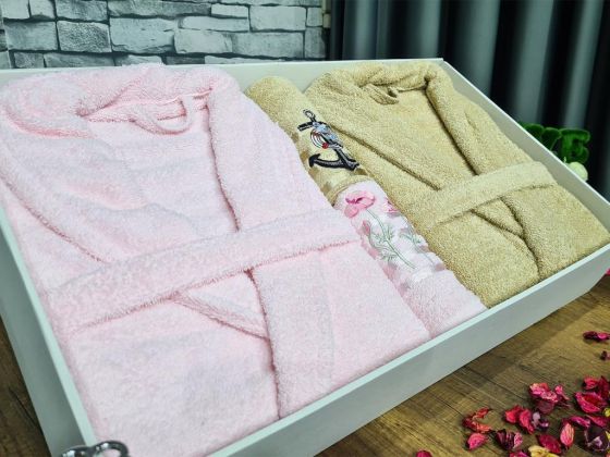 Family Embroidered Bathrobe Set 4 pcs, Bathrobe M-L, Towels 90x50 cm Cotton Pink Cappucino