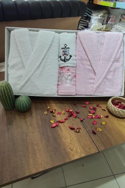 Family Embroidered Bathrobe Set 4 pcs, Bathrobe M-L, Towels 90x50 cm Cotton Pink White - Thumbnail