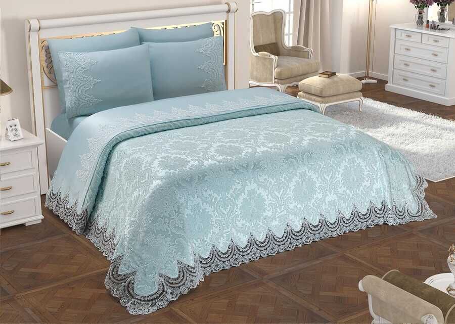  French Laced Dowry Pique Set Queen Water Green