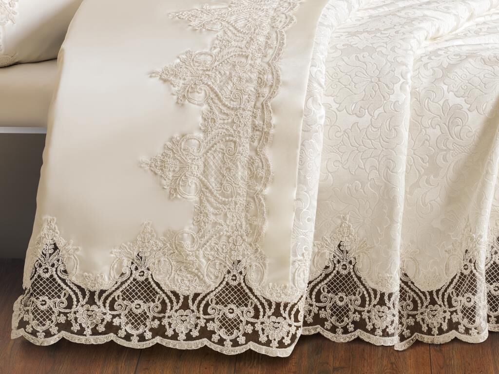 French Guipure Dowry Venetian Pique Set Cream