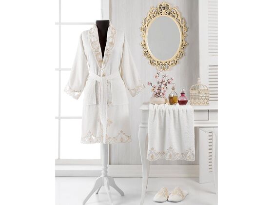  French Laced Fulya Bamboo Honeymoon Bathrobe Set
