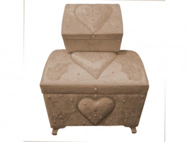 Dowry World - 2 Pcs Dowry Chest Cappucino with French Guipure Heart and Pearl Dowry World - 2 Pcs Dowry Chest Cappucino with French Guipure Heart and Pearl