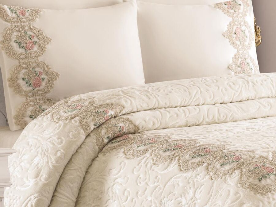 French Guipure Maria Blanket Set Cream