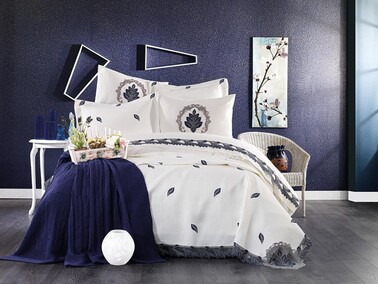 Dowry World - French Guipure Embroidered Alya Blanket Bridal Set Cream Navy Blue Dowry World - French Guipure Embroidered Alya Blanket Bridal Set Cream Navy Blue