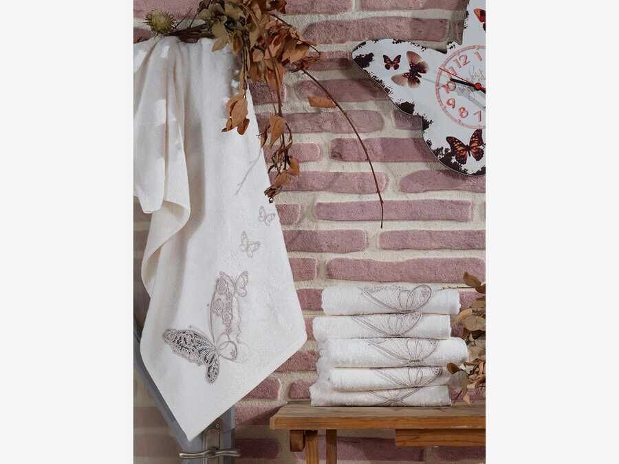  French Laced Embroidered Ömrüm Dowry Bamboo Towel Cream