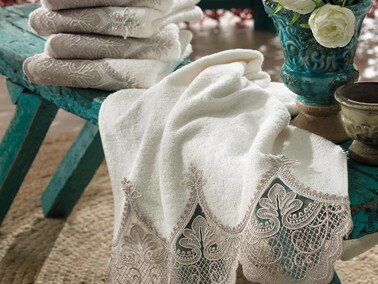  French Laced Sude Dowry Bamboo Towel Cream - Thumbnail