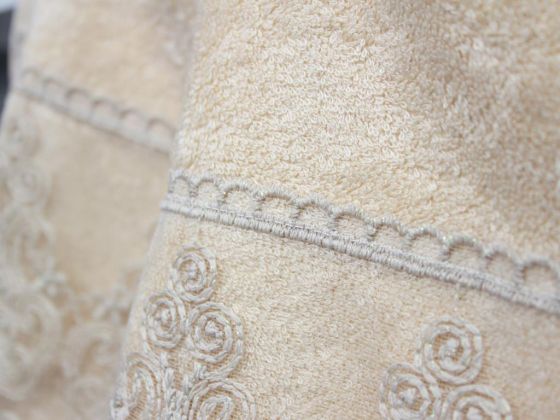 French Lace Legend 3-Piece Towel Set